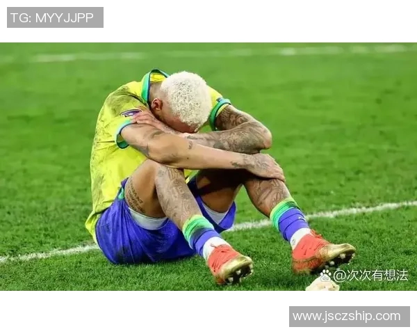 足球界哀悼传奇球星离世引发全球球迷的深切怀念与追思